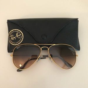 Ray-Ban Aviator Classic Sunglasses - Gold/Brown
